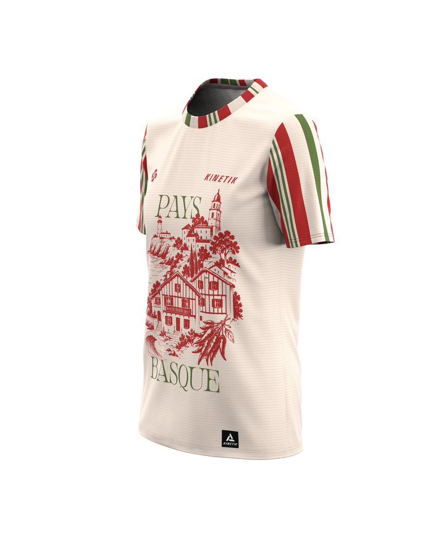 FALKON PAÍS VASCO PAISAJE