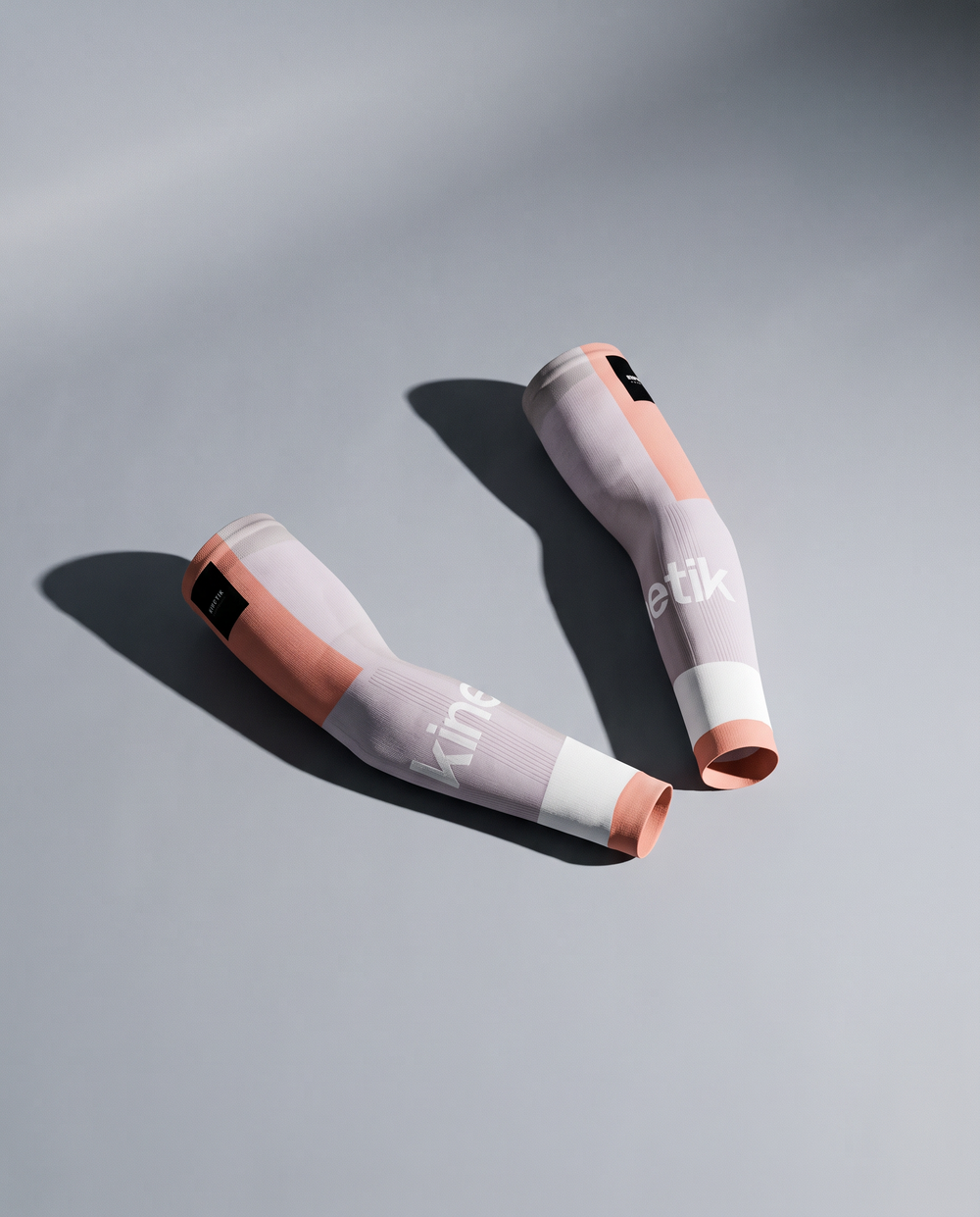 ARMWARMERS INVIKTUS BLUSH - Manchettes trail-running - 1 - kinetik-adrenalink