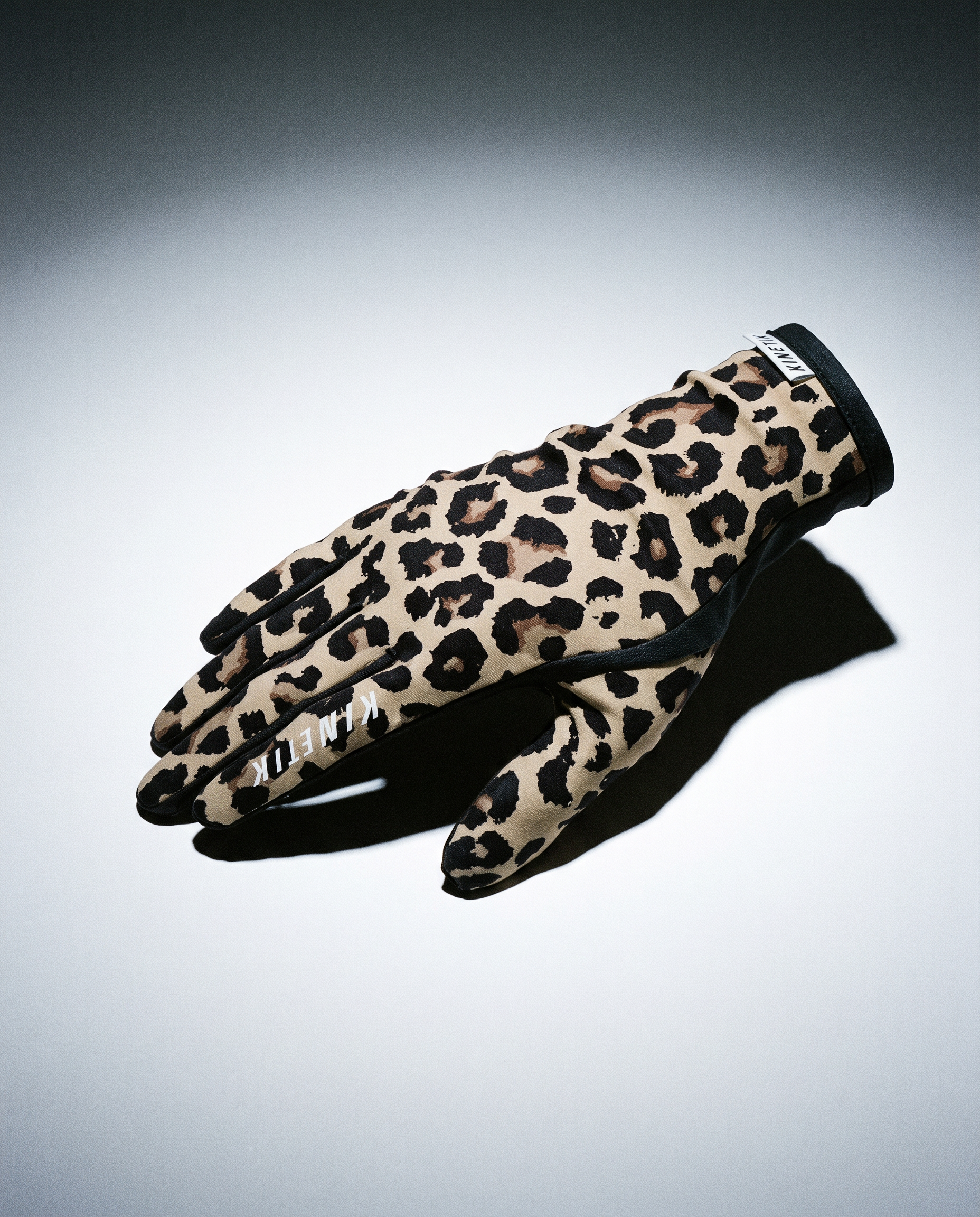 GUANTES « LEOPARD  » - Guantes para trail running - 1 - kinetik-adrenalink