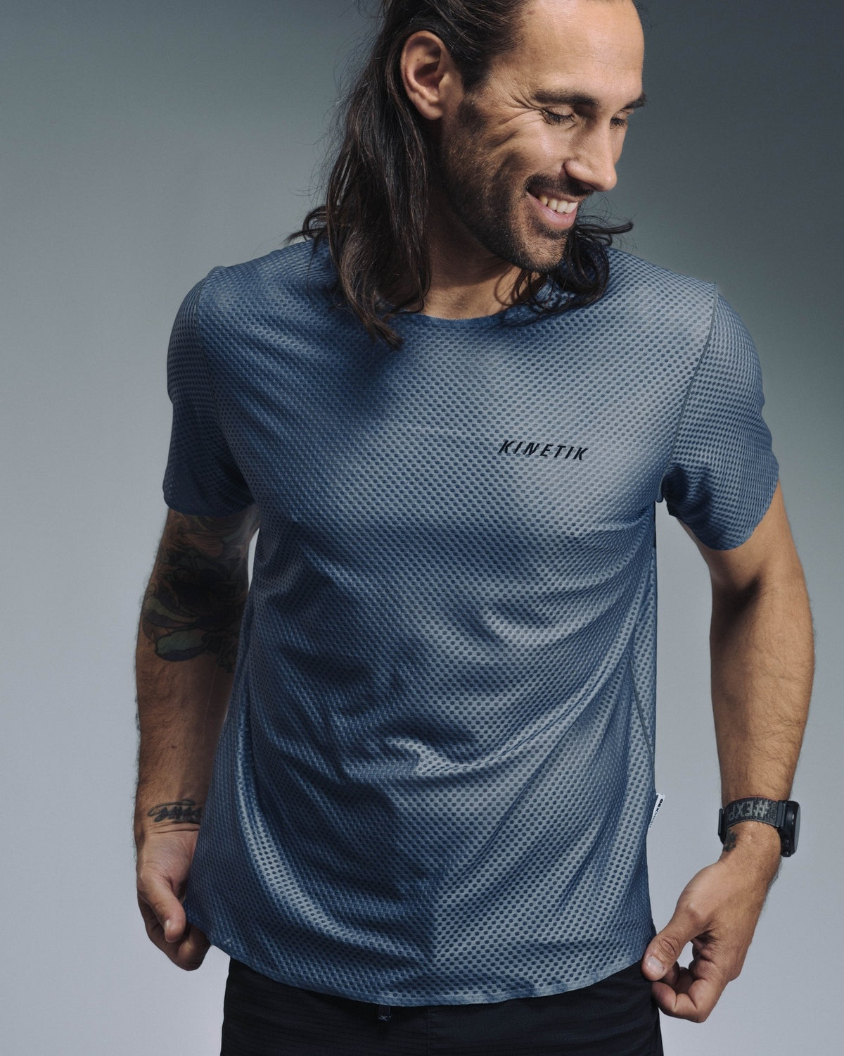 MAVRIK AR.90 MEN RUN EXPÉRIENCE GREY - Maillots trail-running - 2 - kinetik-adrenalink
