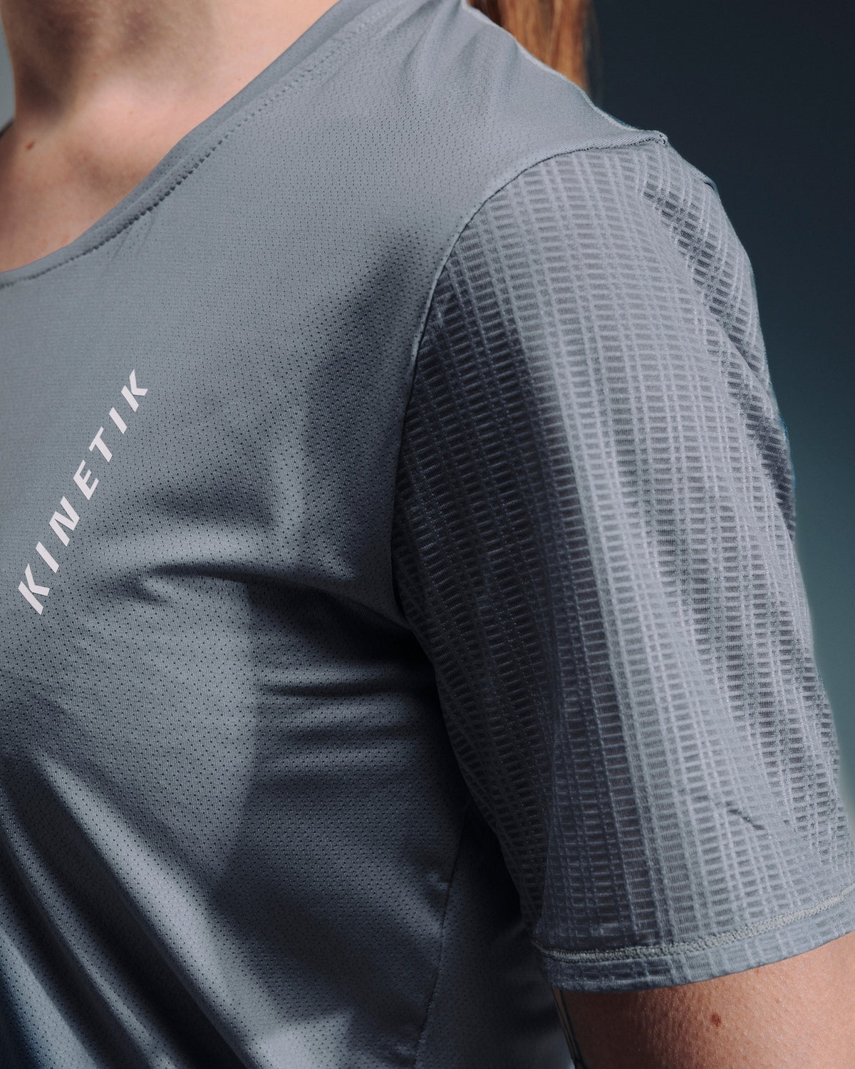 MAVRIK WOMEN ODYSSEY GRAY - Maillots trail-running - 12 - kinetik-adrenalink