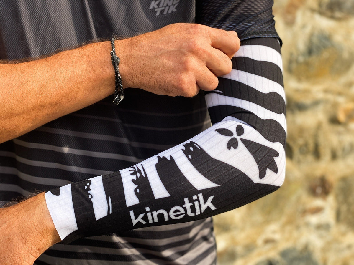 ARMWARMERS INVIKTUS BZH - Manchettes trail-running - 4 - kinetik-adrenalink