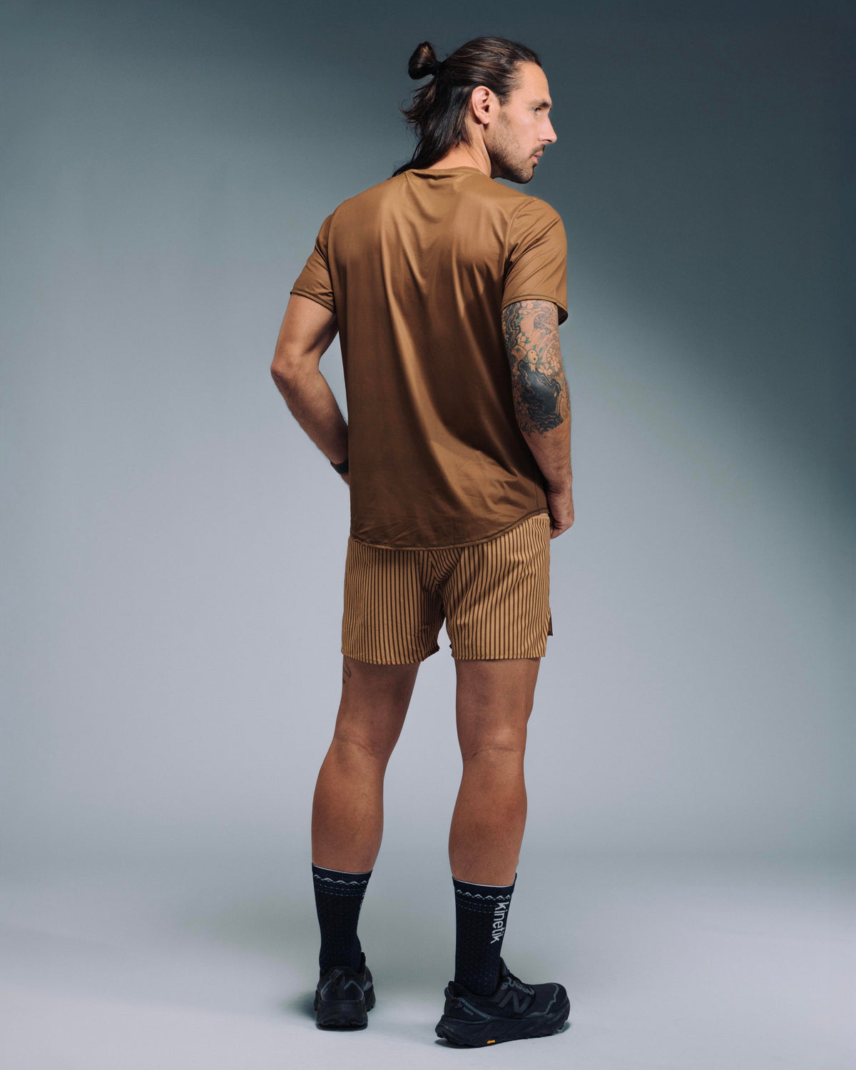 AEROK 6 MEN COLOR STRIPE METALLIC BRONZE - Shorts trail-running - 6 - kinetik-adrenalink