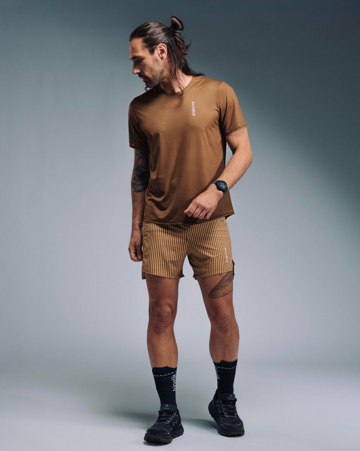 AEROK 6 MEN COLOR STRIPE METALLIC BRONZE - Shorts trail-running - 7 - kinetik-adrenalink