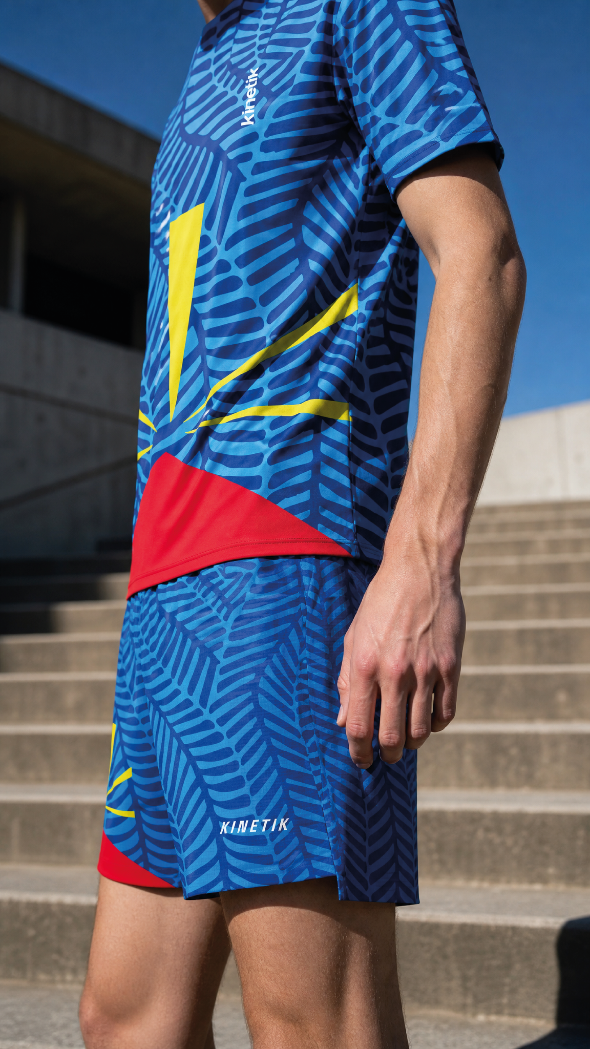 KAIRN 7 REUNION FLAG - Trail-running Shorts - 2 - kinetik